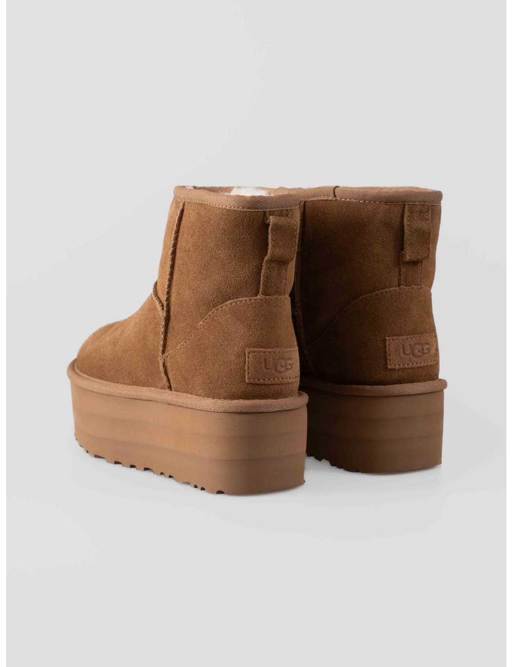 botas classic mini plataforma de UGG - MARFRANC