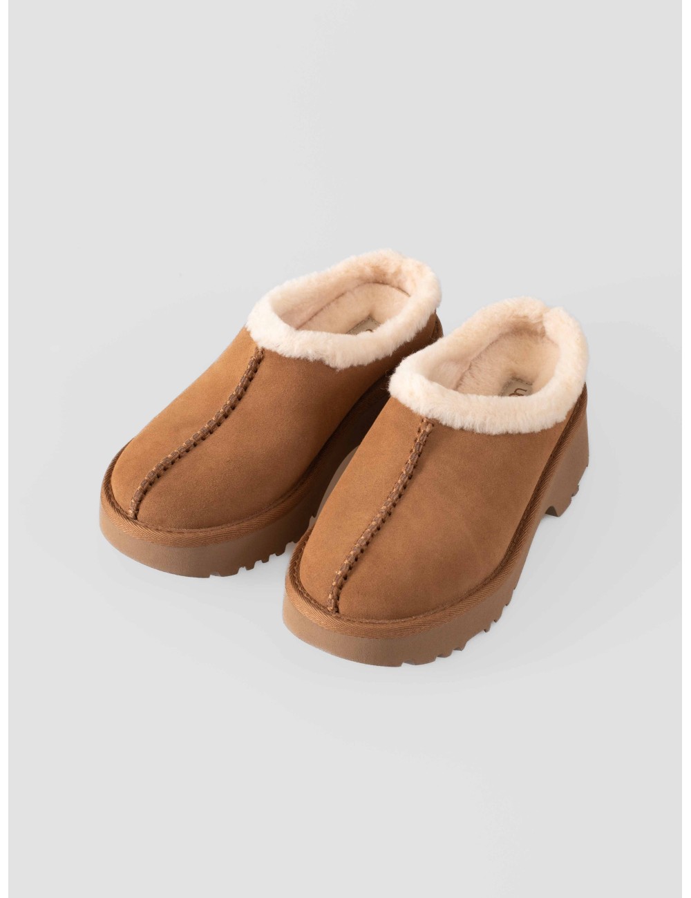 zuecos New Heights Cozy de UGG - MARFRANC