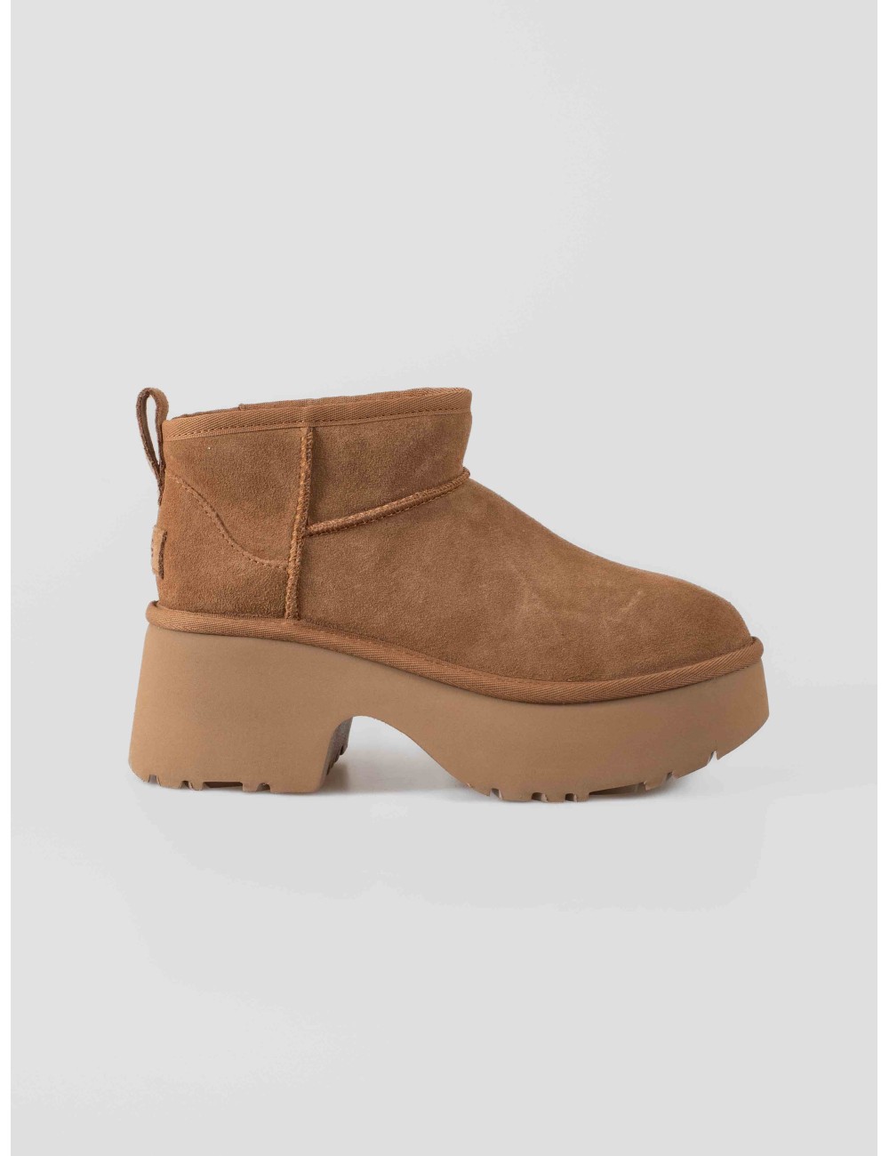 Classic Ultra Mini New Heights de UGG - MARFRANC