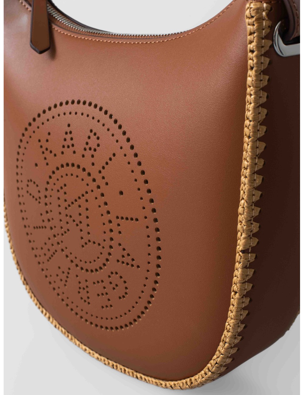 elegante bolso de hombro de Karl Lagerfeld - MARFRANC elegante bolso de hombro de Karl Lagerfeld - MARFRANC