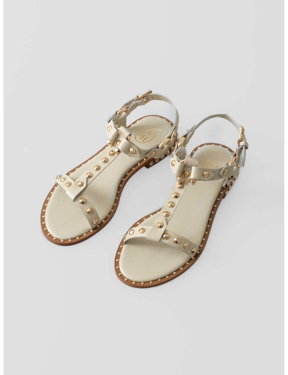 Las sandalias PATSY BIS de ASH encarnan la esencia del calzado curado - MARFRANC Las sandalias PATSY BIS de ASH encarnan la esencia del calzado curado - MARFRANC