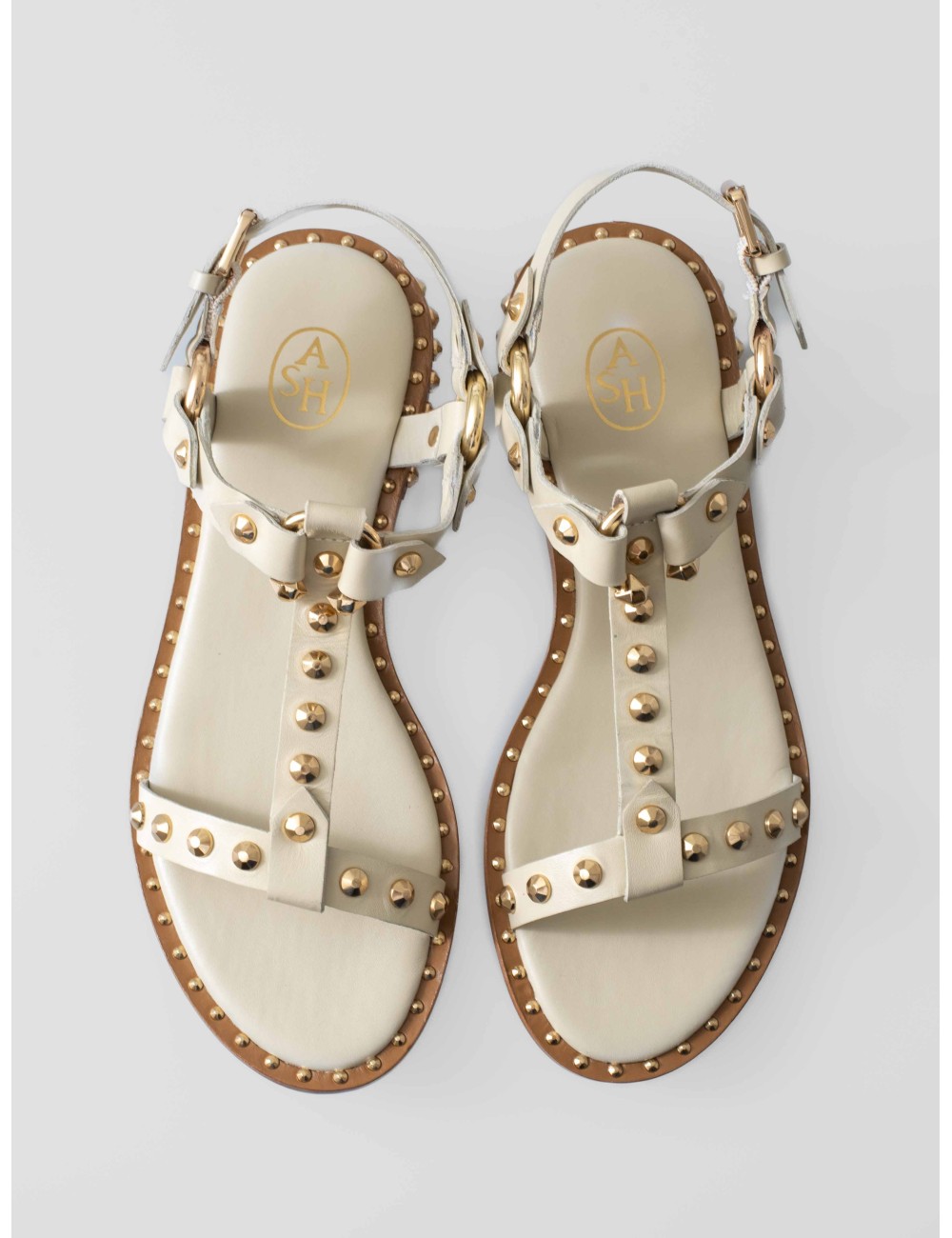 Las sandalias PATSY BIS de ASH encarnan la esencia del calzado curado - MARFRANC Las sandalias PATSY BIS de ASH encarnan la esencia del calzado curado - MARFRANC