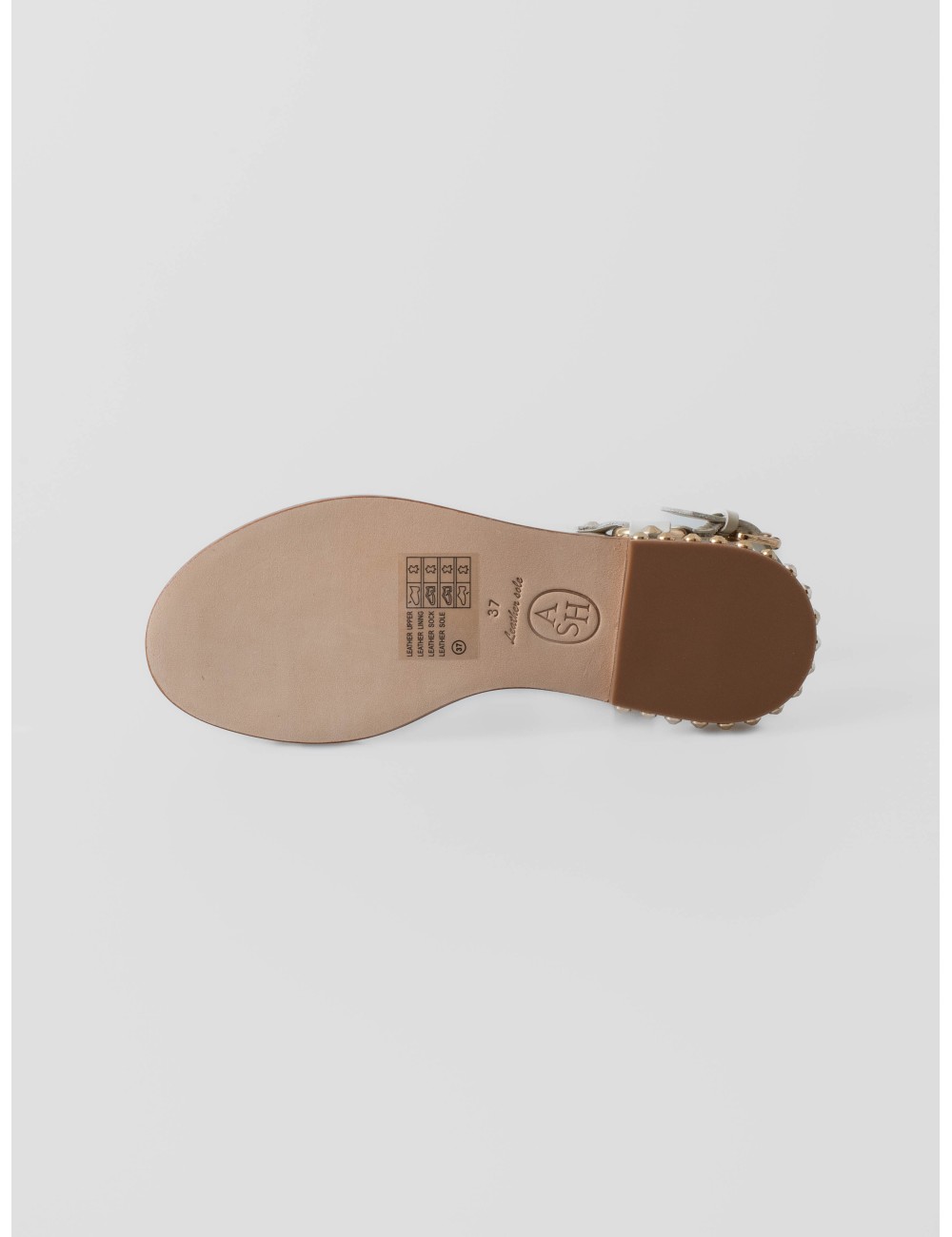 Las sandalias PATSY BIS de ASH encarnan la esencia del calzado curado - MARFRANC Las sandalias PATSY BIS de ASH encarnan la esencia del calzado curado - MARFRANC