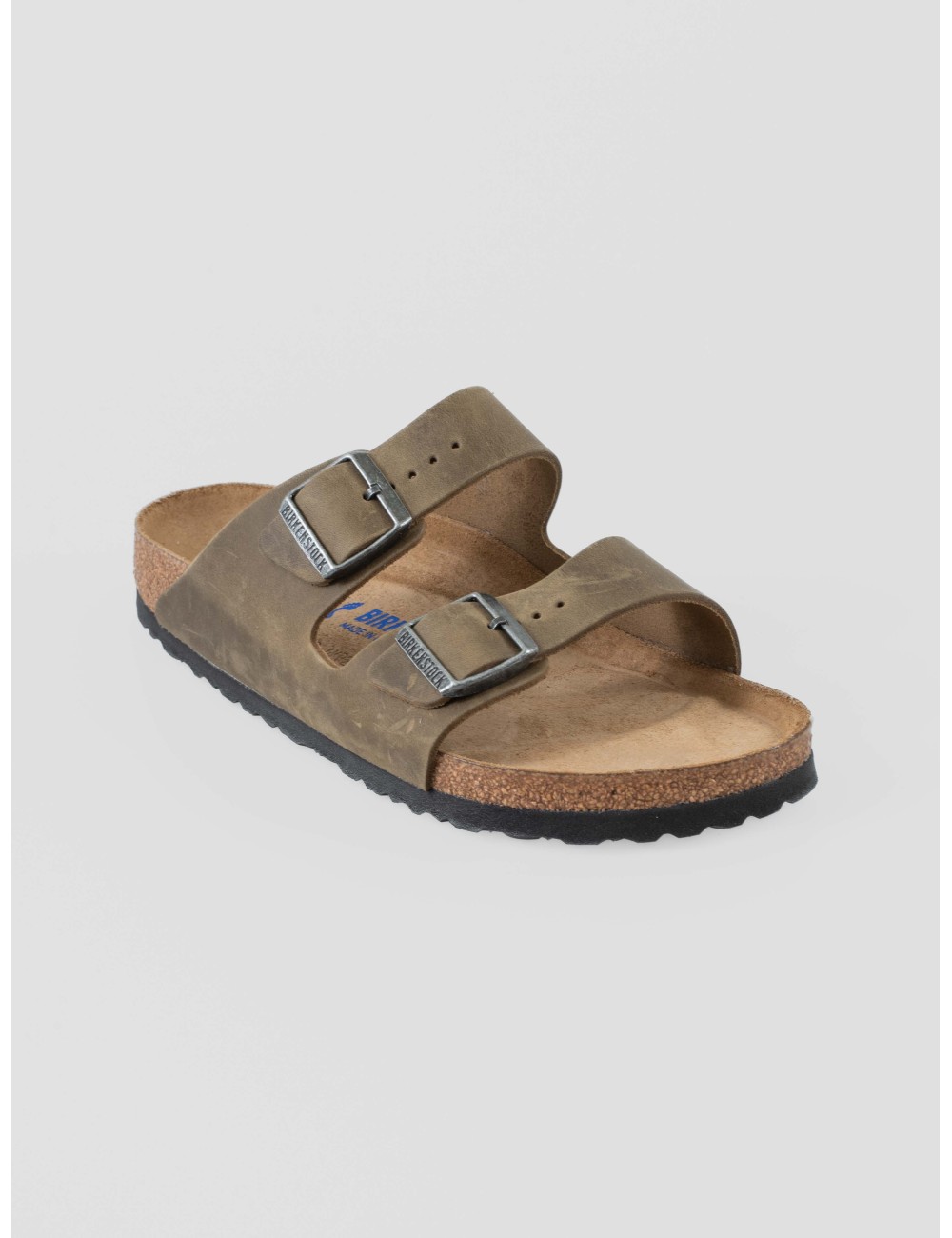 Sandalias Birkenstock Arizona Soft Footbed cuero Faded Khaki para hombre con plantilla anatómica y suela EVA - MARFRANC Sandalias Birkenstock Arizona Soft Footbed cuero Faded Khaki para hombre con plantilla anatómica y suela EVA - MARFRANC