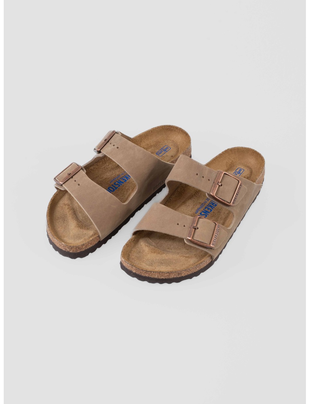 Sandalias Birkenstock Arizona Soft Footbed cuero Taupe para hombre con plantilla anatómica y suela EVA - MARFRANC Sandalias Birkenstock Arizona Soft Footbed cuero Taupe para hombre con plantilla anatómica y suela EVA - MARFRANC