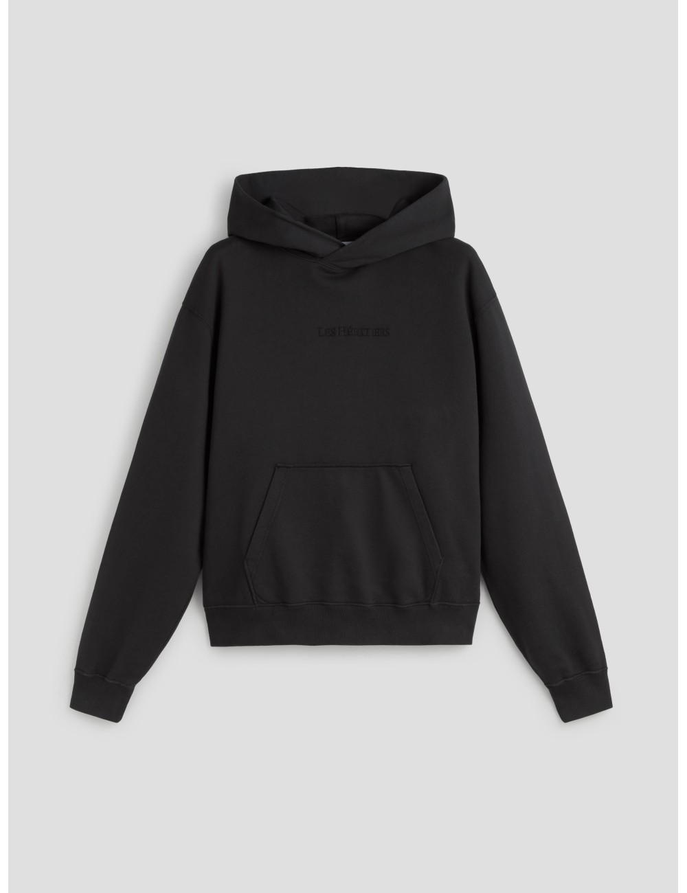 La sudadera LOGO HOODIE de Les Héritiers en un negro Caviar - MARFRANC La sudadera LOGO HOODIE de Les Héritiers en un negro Caviar - MARFRANC