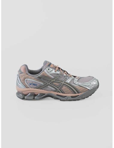 Zapatilla de running GEL-NIMBUS 10.1 ASICS en plateado/rosa para mujer, con tecnología GEL y suela duradera. - MARFRANC