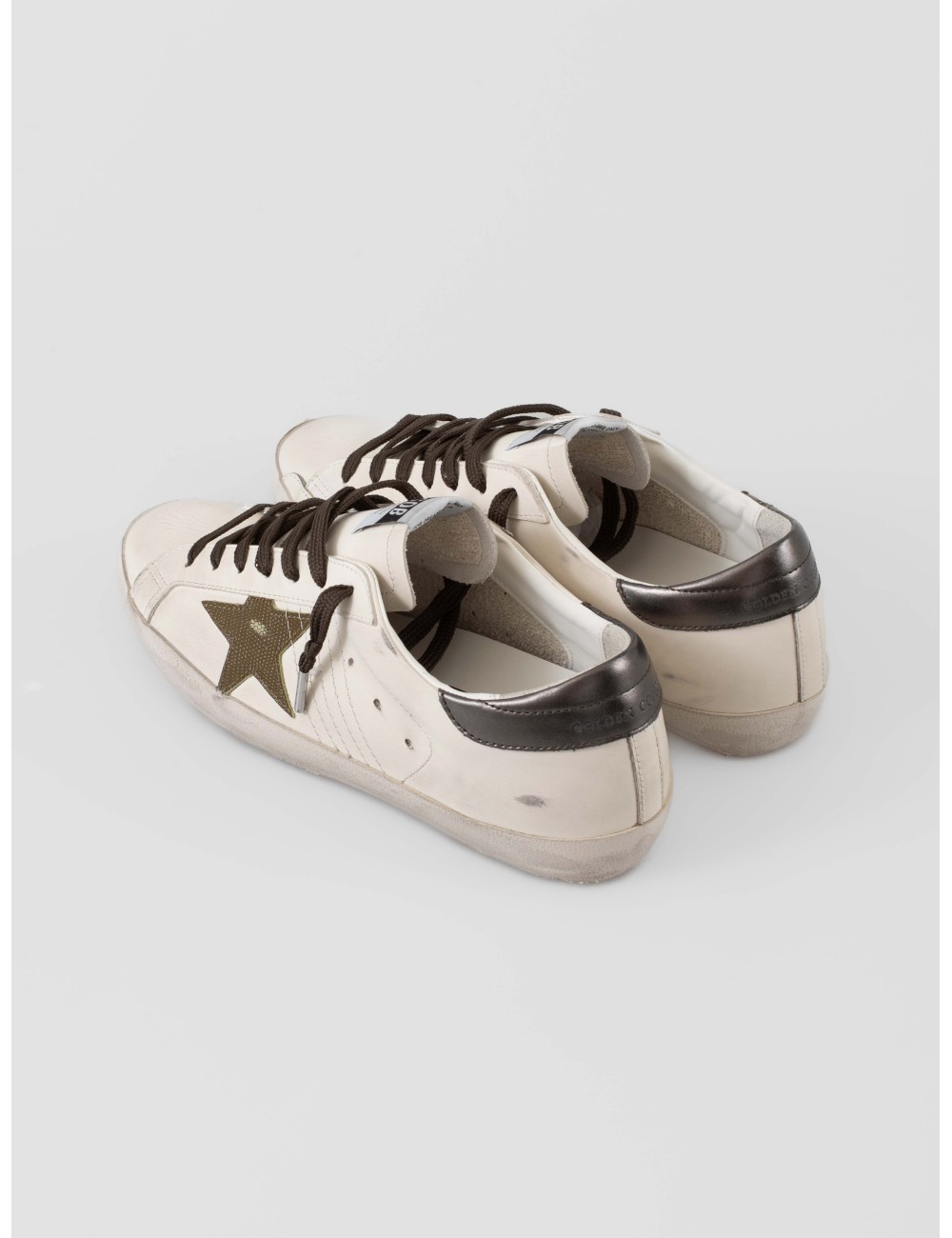 Zapatillas Golden Goose Super-Star blancas con estrella verde y talón plateado hombre - MARFRANC Zapatillas Golden Goose Super-Star blancas con estrella verde y talón plateado hombre - MARFRANC