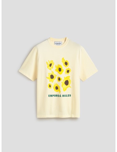 La GIRASOLS TEE con un print frontal en acuarela de girasoles y el claim EMPORDÀ RULES - Les Héritiers
