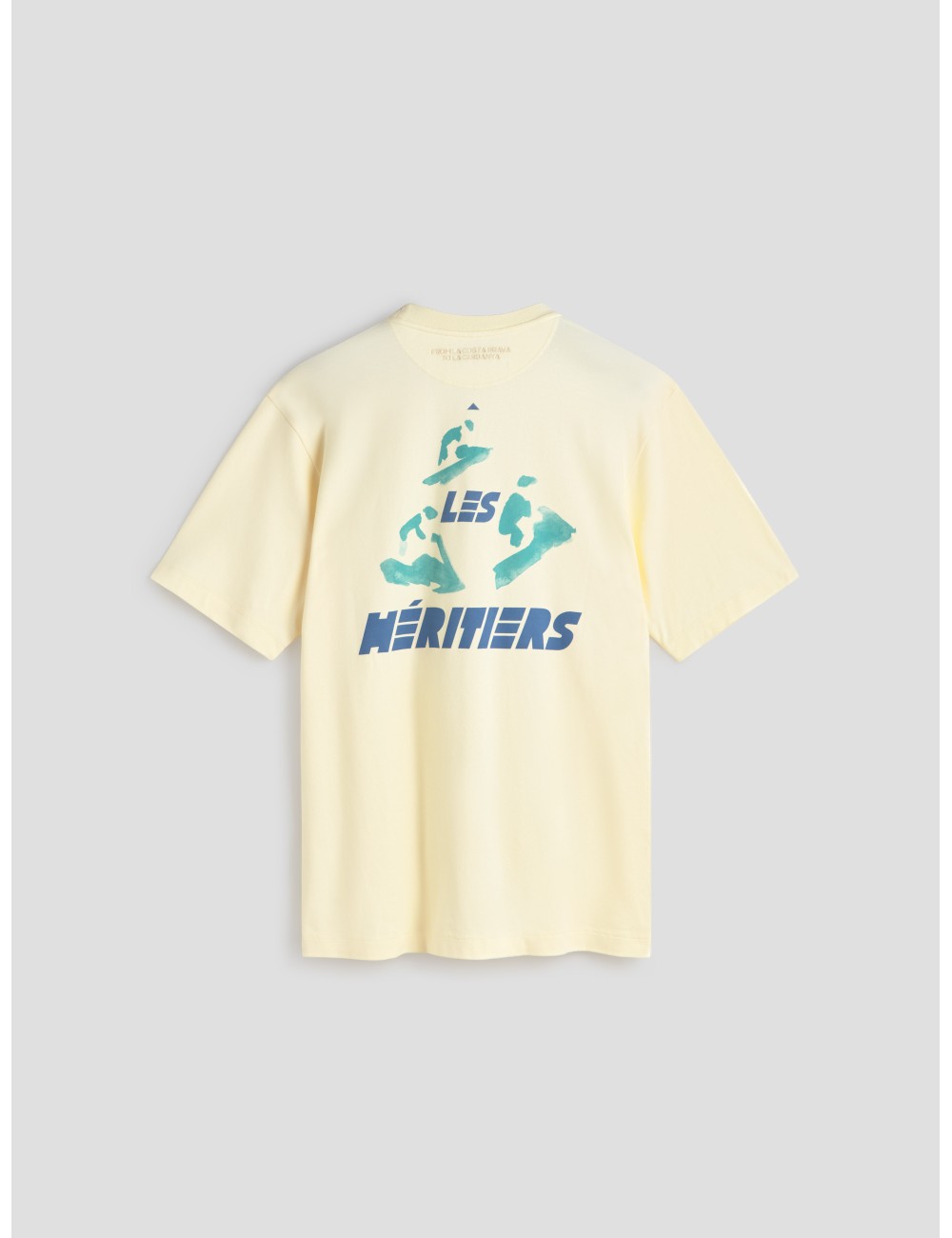 La JETSKI TEE es un homenaje al verano eterno con un diseño retro inspirado en las motos de agua de los 90 - Les Héritiers La JETSKI TEE es un homenaje al verano eterno con un diseño retro inspirado en las motos de agua de los 90 - Les Héritiers