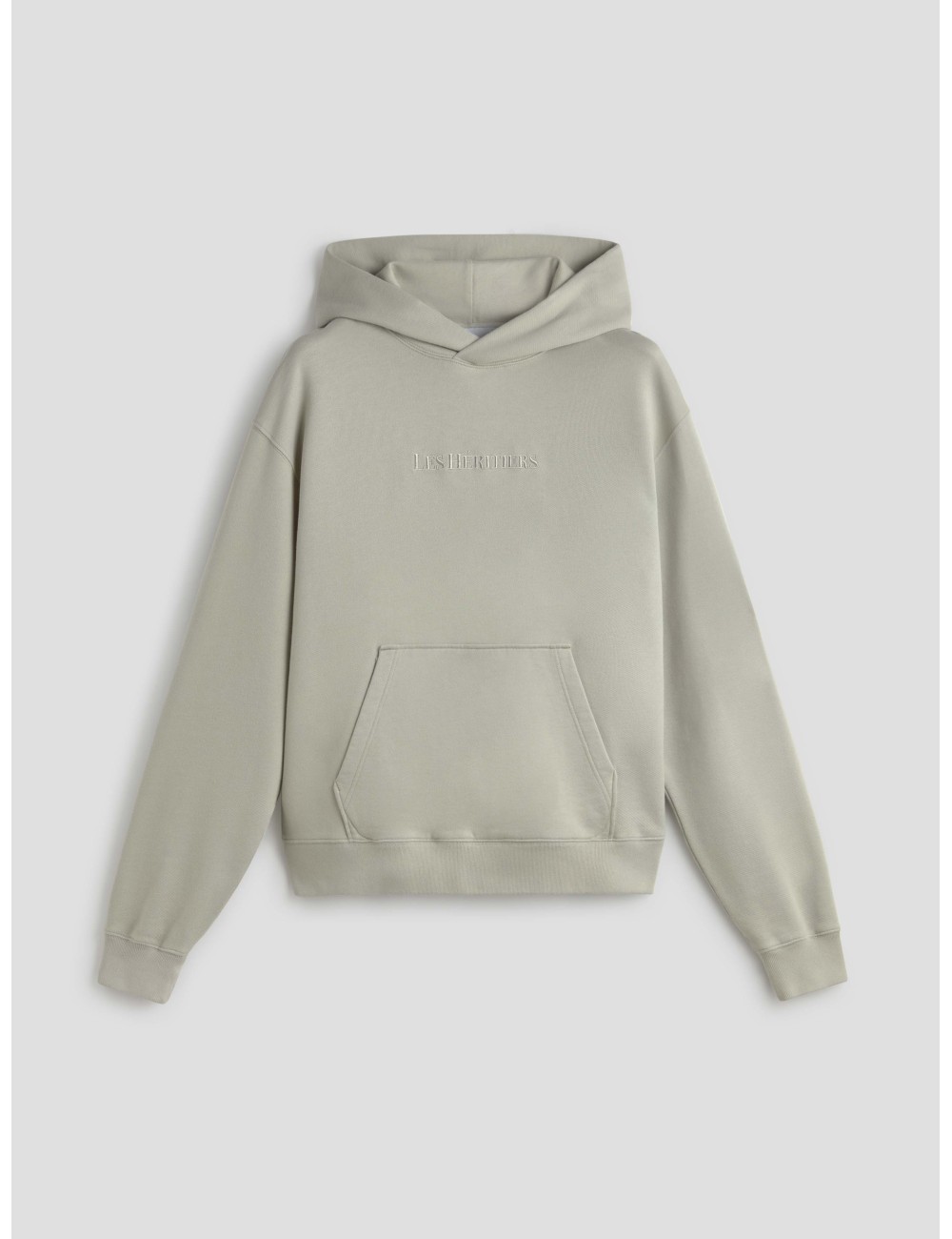 La LOGO HOODIE sudadera esencial que eleva lo básico con un logo bordado al tono en el pecho - Les Héritiers