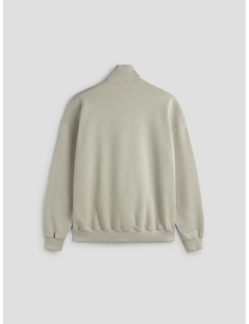 La LOGO QUARTER ZIP es la versión más funcional y refinada de nuestra línea NO BASICS ALLOWED - Les Héritiers La LOGO QUARTER ZIP es la versión más funcional y refinada de nuestra línea NO BASICS ALLOWED - Les Héritiers