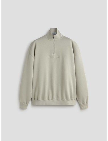 La LOGO QUARTER ZIP es la versión más funcional y refinada de nuestra línea NO BASICS ALLOWED - Les Héritiers