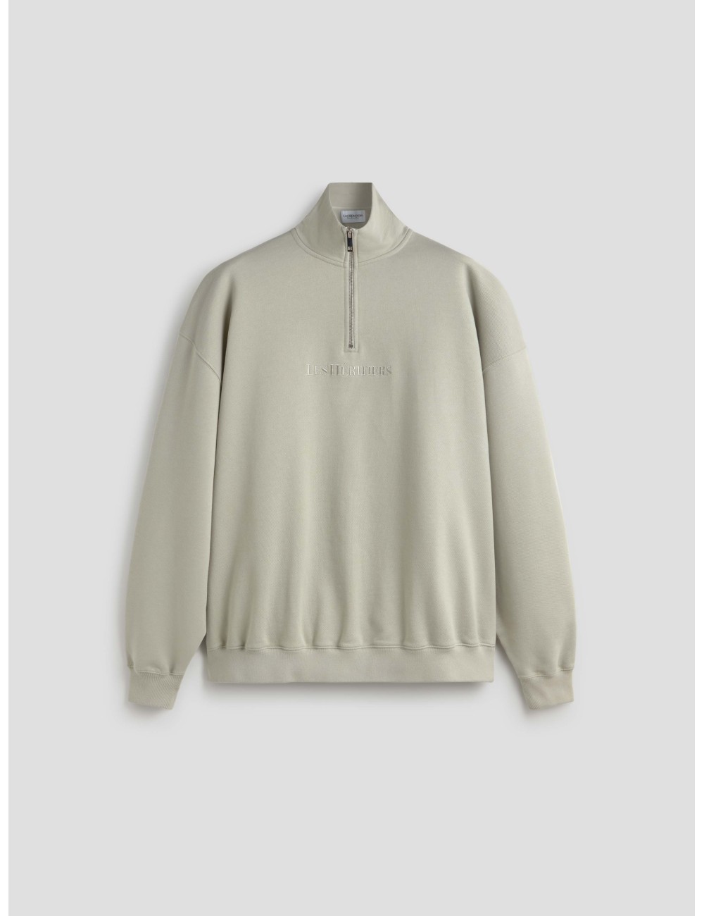 La LOGO QUARTER ZIP es la versión más funcional y refinada de nuestra línea NO BASICS ALLOWED - Les Héritiers La LOGO QUARTER ZIP es la versión más funcional y refinada de nuestra línea NO BASICS ALLOWED - Les Héritiers