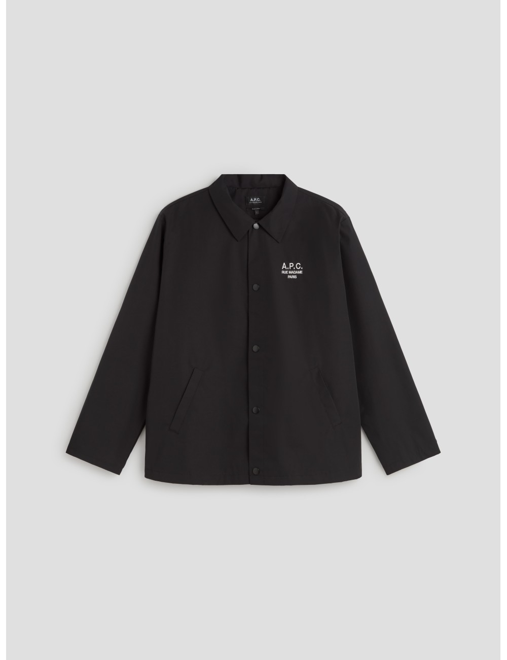 Chaqueta REGIS negra A.P.C. hombre con cierre a presión y bolsillos - MARFRANC Chaqueta REGIS negra A.P.C. hombre con cierre a presión y bolsillos - MARFRANC