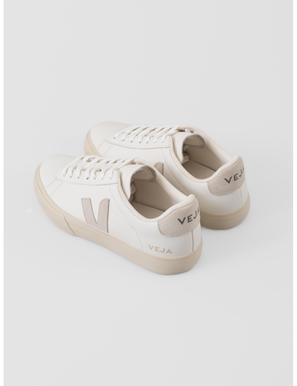 zapatillas mujer Veja Campo nobuk blanco/gris con logo V y detalles en piel - MARFRANC