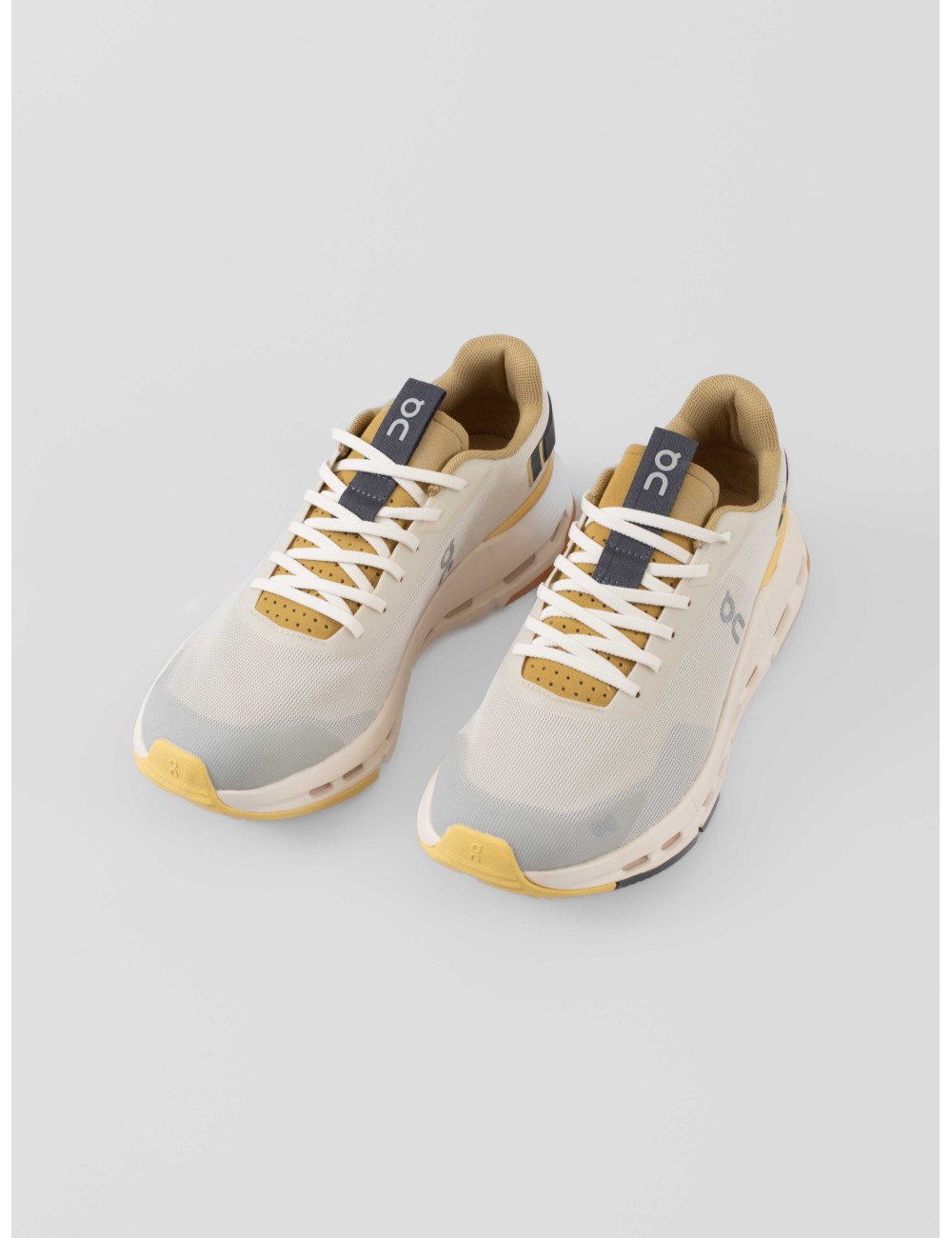 zapatillas on running cloudnova from 2 ghost lense hombre - MARFRANC