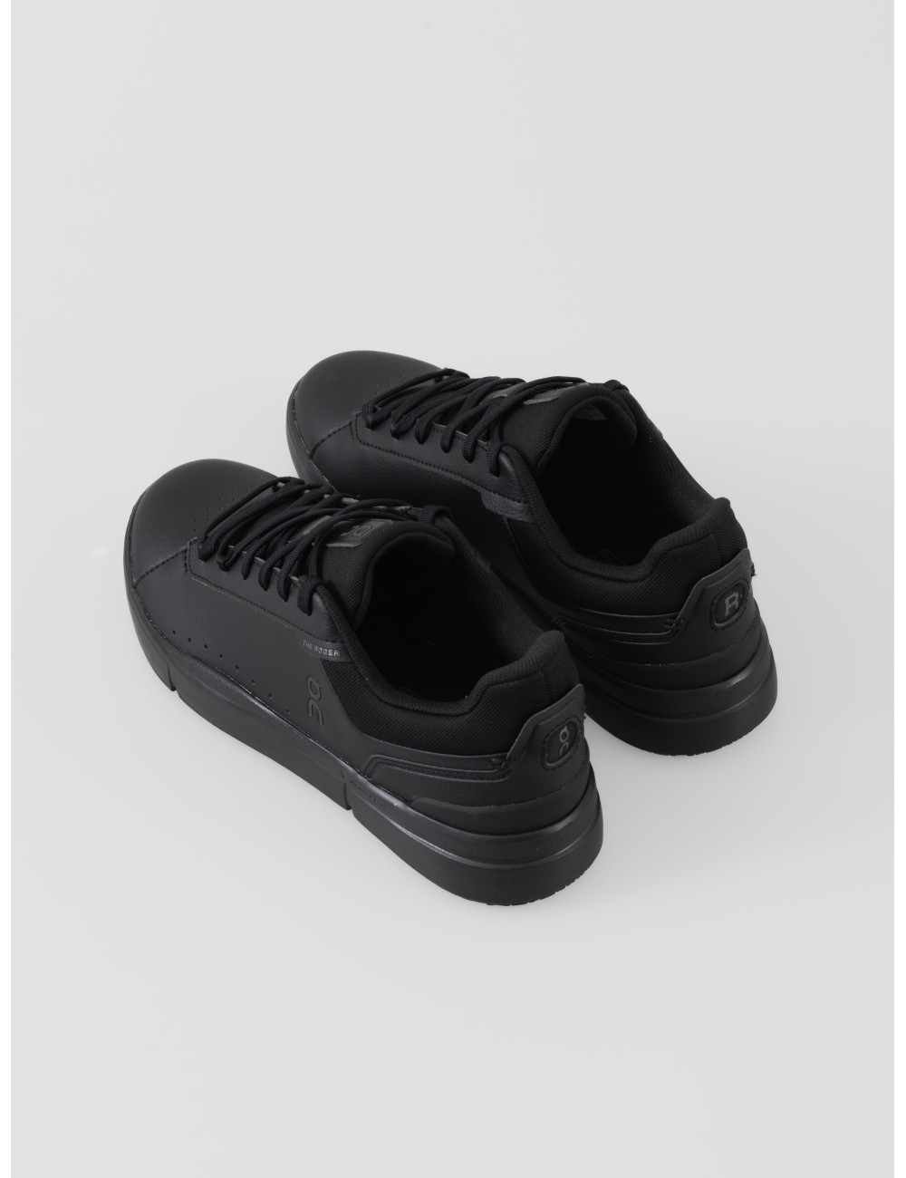 Zapatilla On Running THE ROGER ADVANTAGE negra para hombre - MARFRANC