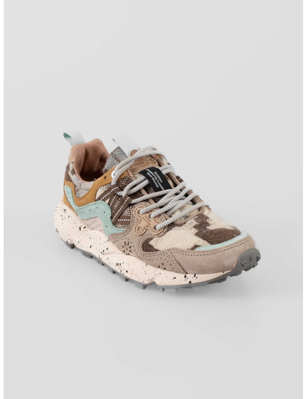 Zapatillas Yamano 3 de Flower Mountain para mujer en color Taupe-Milk-Must - MARFRANC