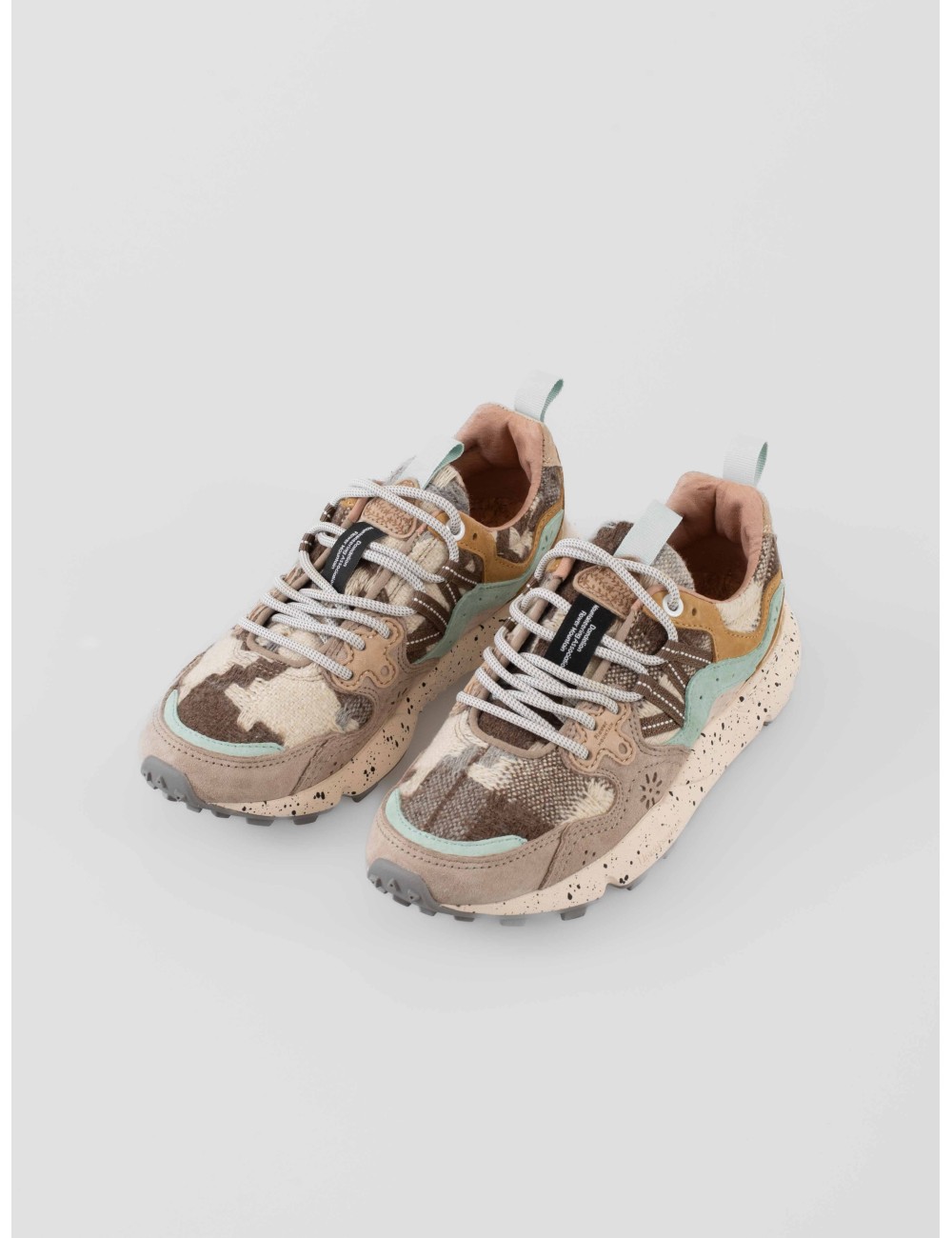 Zapatillas Yamano 3 de Flower Mountain para mujer en color Taupe-Milk-Must - MARFRANC