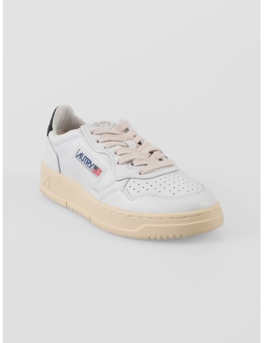 Las zapatillas Low Medalist de Autry fusionan el legado del tenis de los años 80 con un diseño contemporáneo - MARFRANC