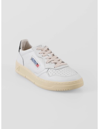 Las zapatillas Low Medalist de Autry fusionan el legado del tenis de los años 80 con un diseño contemporáneo - MARFRANC