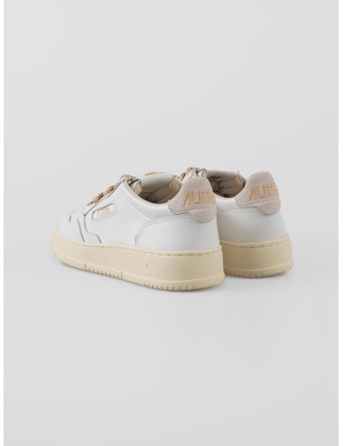 Las zapatillas Low Medalist de Autry fusionan el legado del tenis de los años 80 con un diseño contemporáneo - MARFRANC