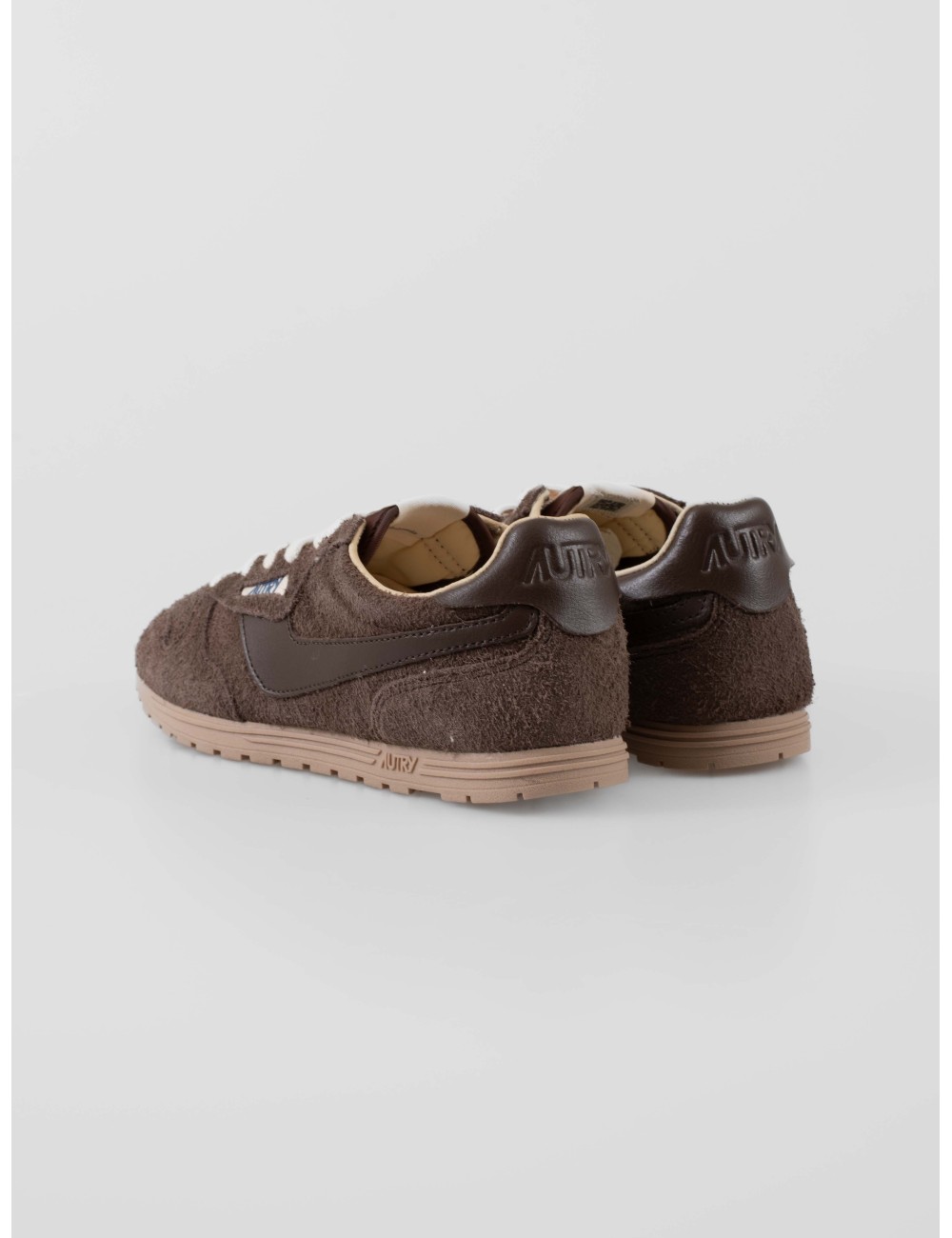 Zapatillas Windspin de Autry en ante marrón para mujer - MARFRANC
