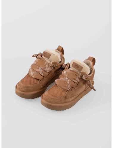 Zapatillas Lowmel de UGG, un híbrido entre sneaker y bota urbana con un alma sostenible - MARFRANC