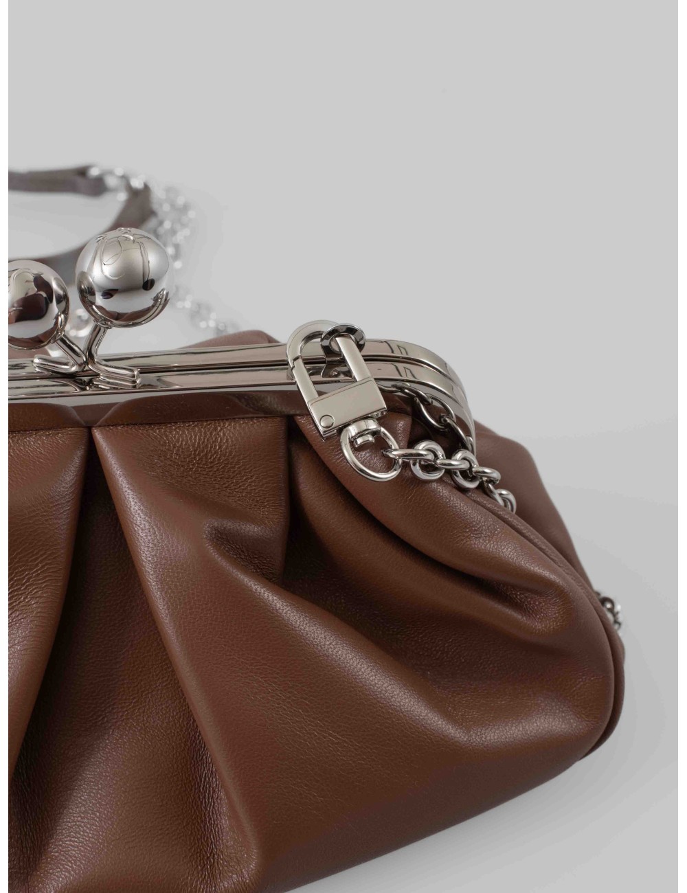 Bolso Pasticcino Prati en color cuero de Weekend Max Mara - MARFRANC Bolso Pasticcino Prati en color cuero de Weekend Max Mara - MARFRANC