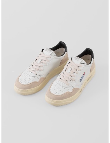 Zapatillas Low Medalist 04 en blanco y negro de Autry para hombre - MARFRANC