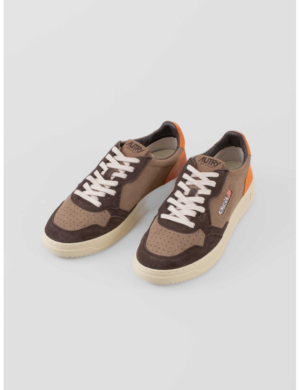 Zapatillas Low Medalist 04 en moka y fanta de Autry para hombre - MARFRANC Zapatillas Low Medalist 04 en moka y fanta de Autry para hombre - MARFRANC