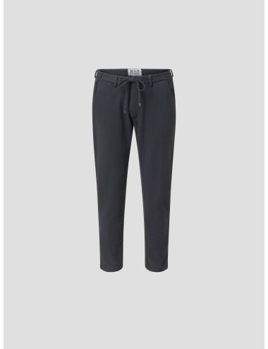 Pantalón chino para hombre en azul marino de MARFRANC