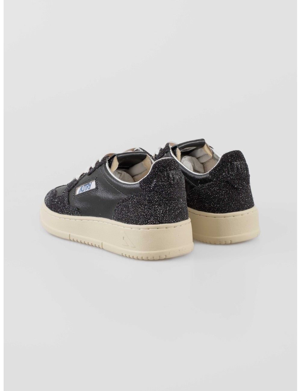Sneakers Autry Medalist Low mujer negro off-black piel - MARFRANC Sneakers Autry Medalist Low mujer negro off-black piel - MARFRANC