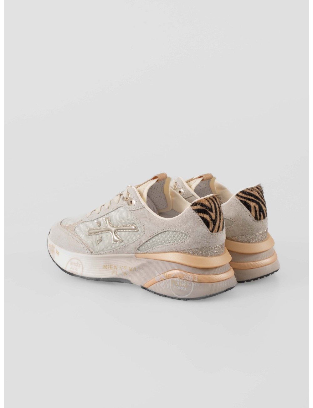 Premiata Moerund 7800 mujer malla arena nobuck logo metálico
- MARFRANC Premiata Moerund 7800 mujer malla arena nobuck logo metálico
- MARFRANC