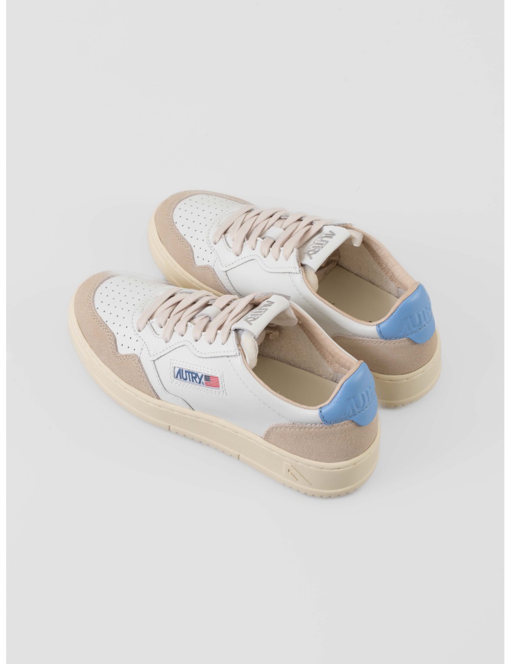 Autry Medalist Low mujer piel blanca ante beige talón azul
- MARFRANC Autry Medalist Low mujer piel blanca ante beige talón azul
- MARFRANC