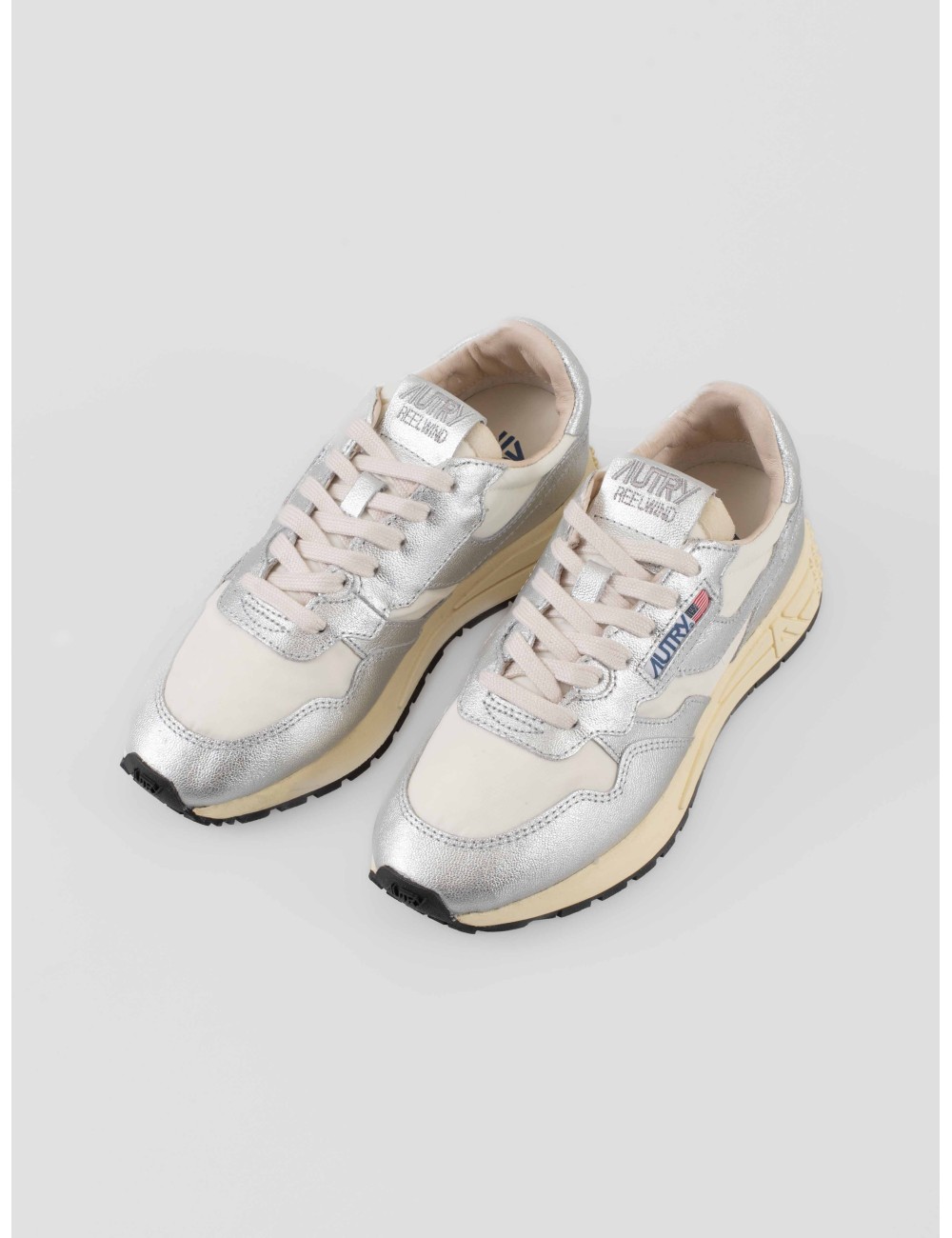Autry Reelwind Low mujer nylon blanco cuero plata
- MARFRANC Autry Reelwind Low mujer nylon blanco cuero plata
- MARFRANC