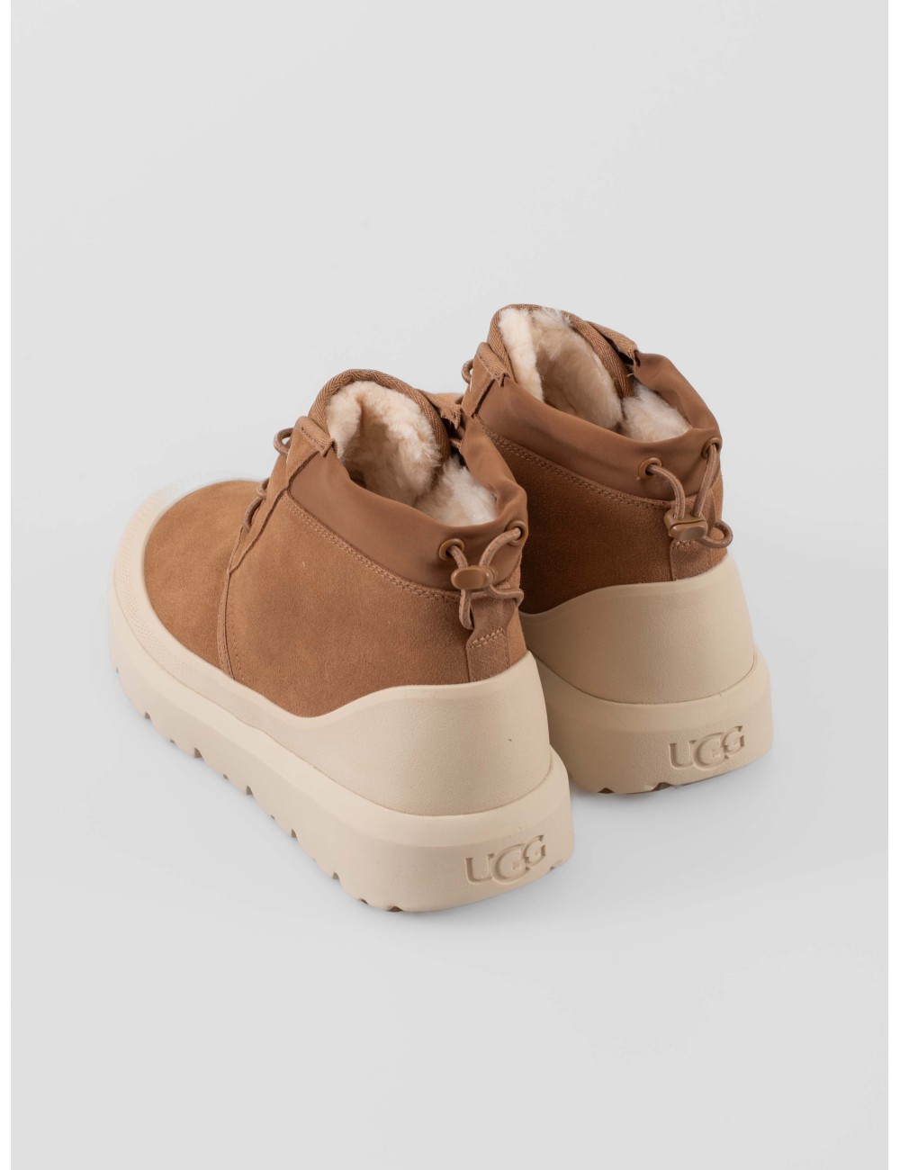 Botín UGG Neumel Weather Hybrid mujer Chestnut Whitecap impermeable suela Treadlite - MARFRANC