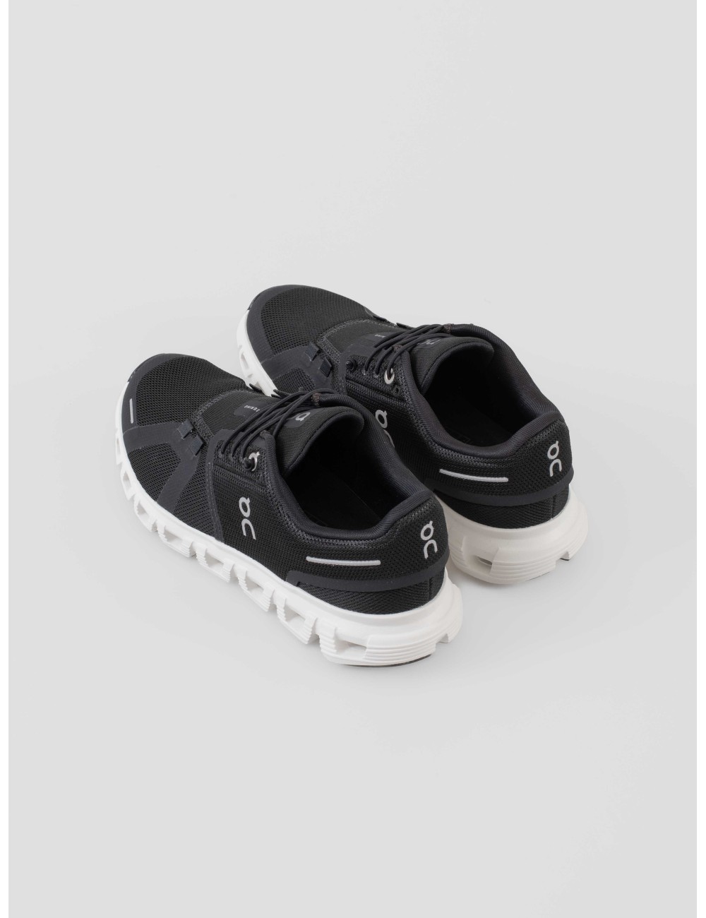 Zapatillas CLOUD 6 en negro de ON RUNNING para mujer - MARFRANC Zapatillas CLOUD 6 en negro de ON RUNNING para mujer - MARFRANC