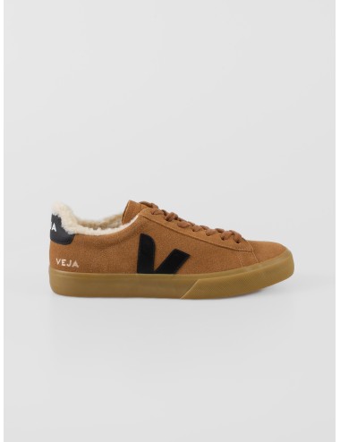Zapatillas bajas Campo Winter Suede de VEJA en color camel con detalles negros - MARFRANC