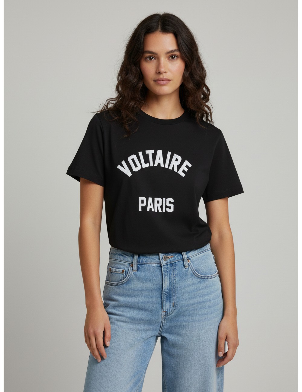 Camiseta de mujer Zadig & Voltaire en negro, con corte regular y cuello redondo - MARFRANC