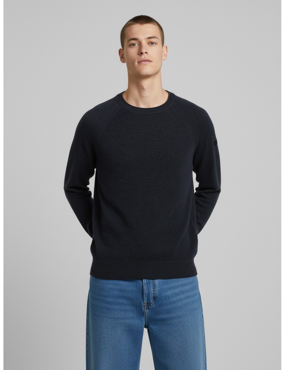 Suéter Velvet Round Knit de Roberto Ricci Designs en color azul oscuro - MARFRANC Suéter Velvet Round Knit de Roberto Ricci Designs en color azul oscuro - MARFRANC