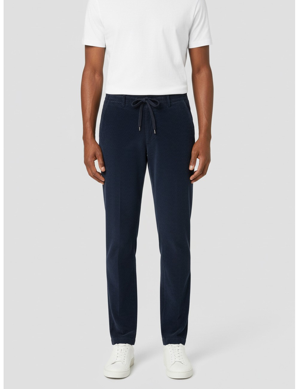 Pantalón de pana de MARFRANC en color navy.