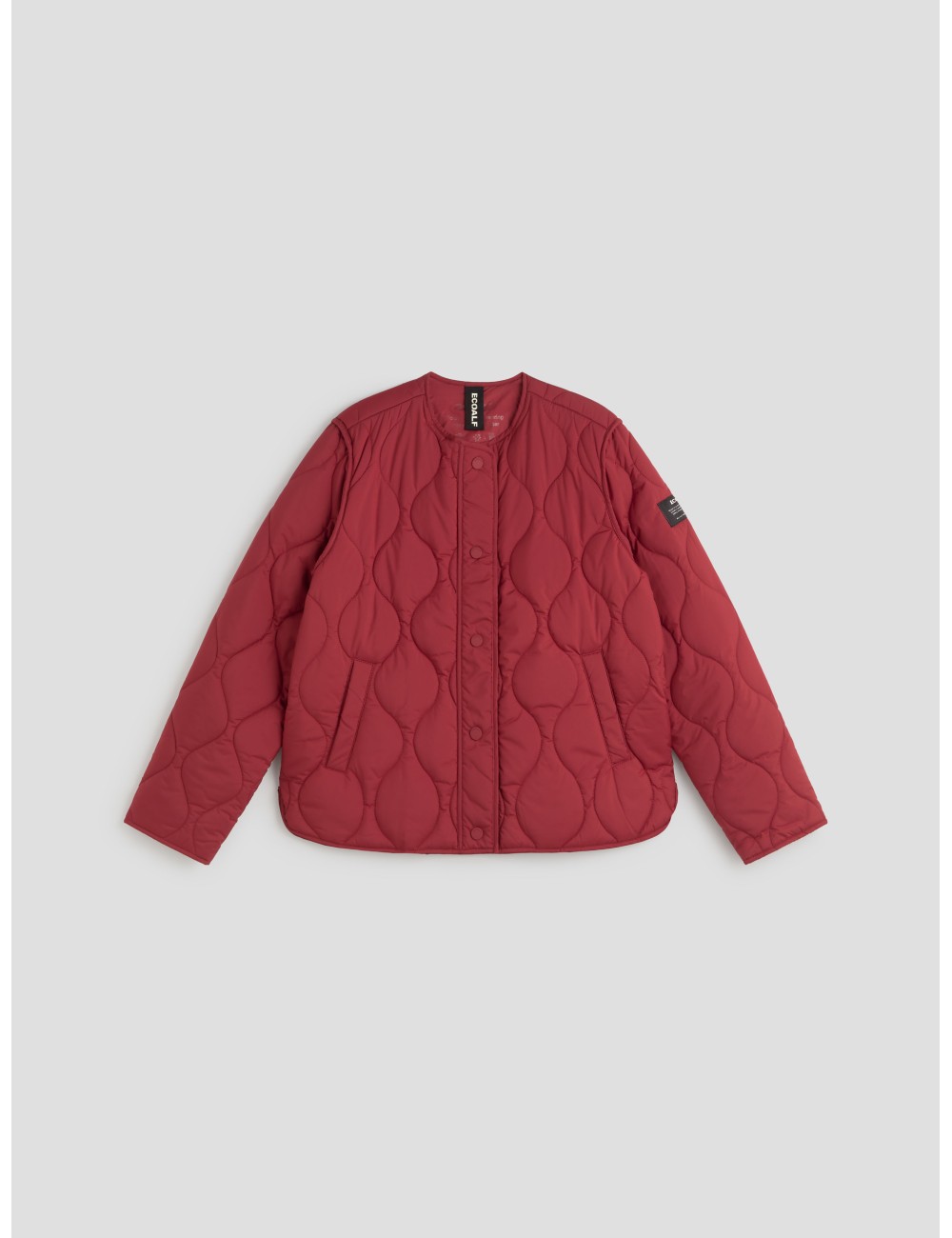 La chaqueta Musa Onion de Ecoalf es una prenda versátil y sostenible - MARFRANC