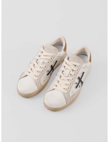 Zapatillas Premiata Stevend var. 6664 mujer en piel beige con detalles en ante camel, logo negro y efecto vintage - MARFRANC