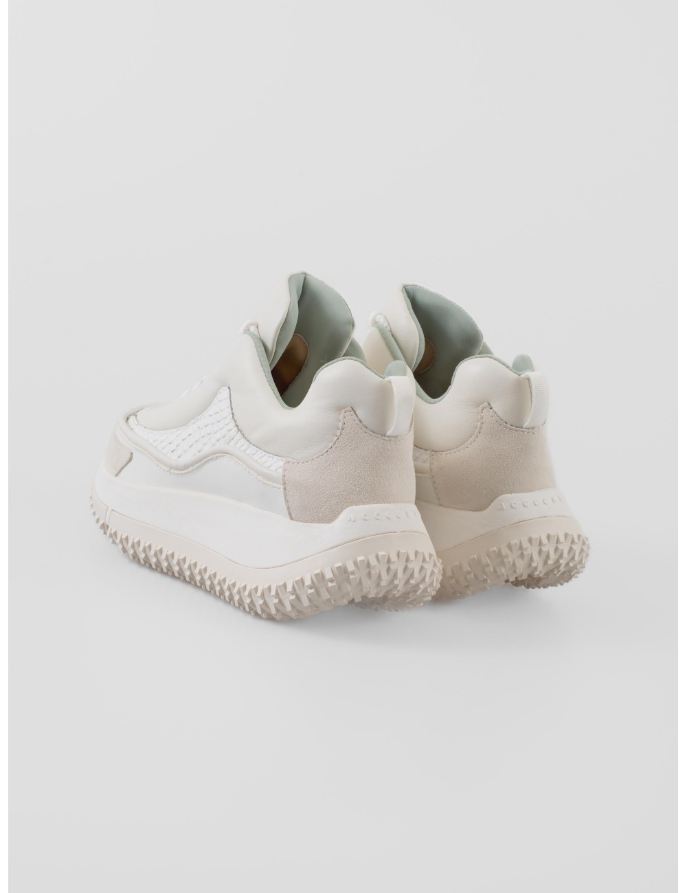 Zapatillas 4CCCCEES Kapok Swat 4CS900101 mujer blancas en piel con panel efecto serpiente y suela dentada - MARFRANC
