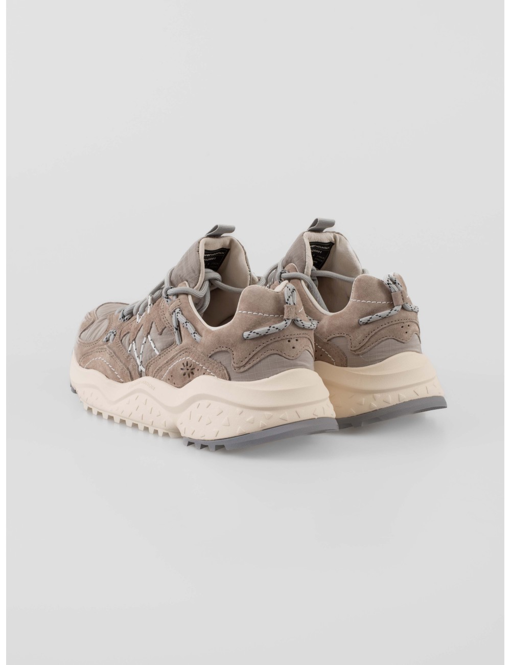Zapatillas Flower Mountain Yamabushi Uni hombre Light Grey nylon y ante con suela 6 cm dentada estilo trekking - MARFRANC