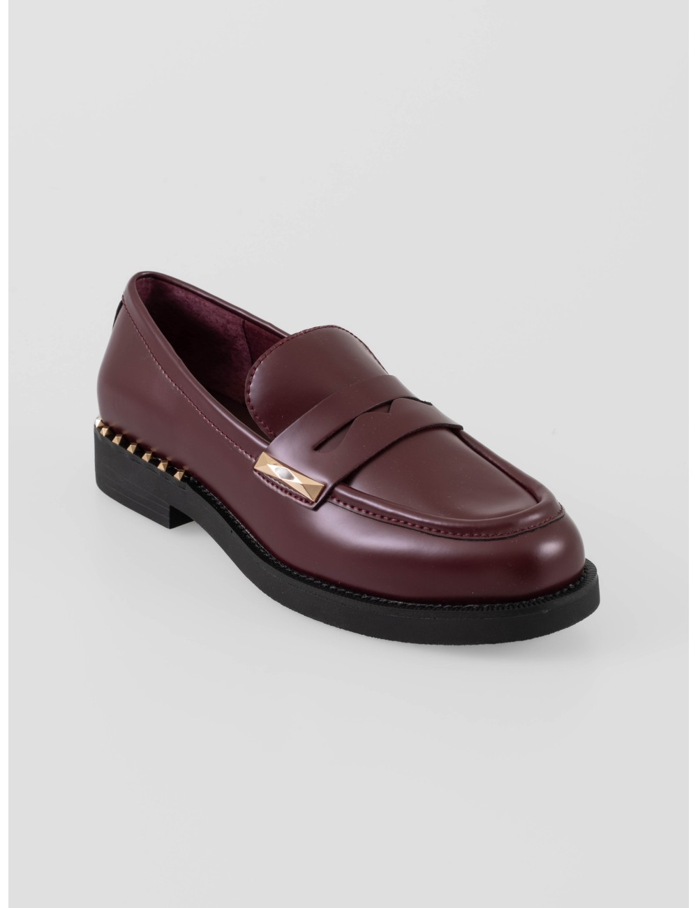 Mocasín Ash Whisper Studs color Syrah mujer – slip-on en piel con tachuelas metálicas - MARFRANC