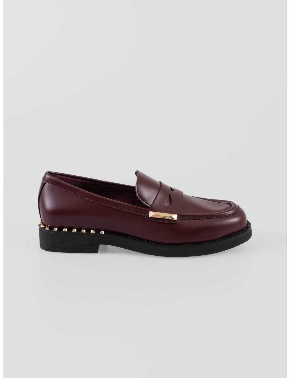 Mocasín Ash Whisper Studs color Syrah mujer – slip-on en piel con tachuelas metálicas - MARFRANC