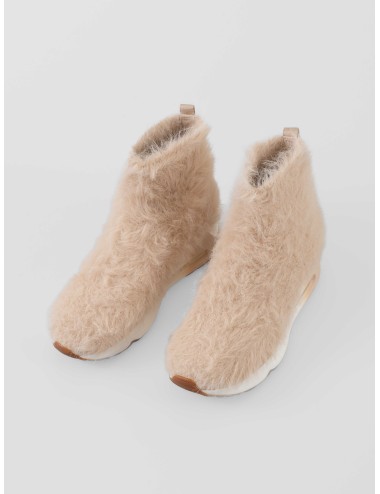 Botín Ash Lana Warm Ivory mujer — efecto peludo slip-on con diseño urbano - MARFRANC